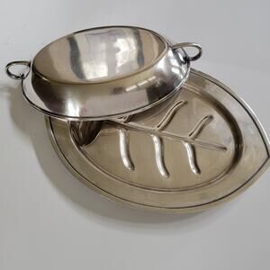 Sheffield Silverplate Covered Tree Well Meat Platter 12" Vintage Tray